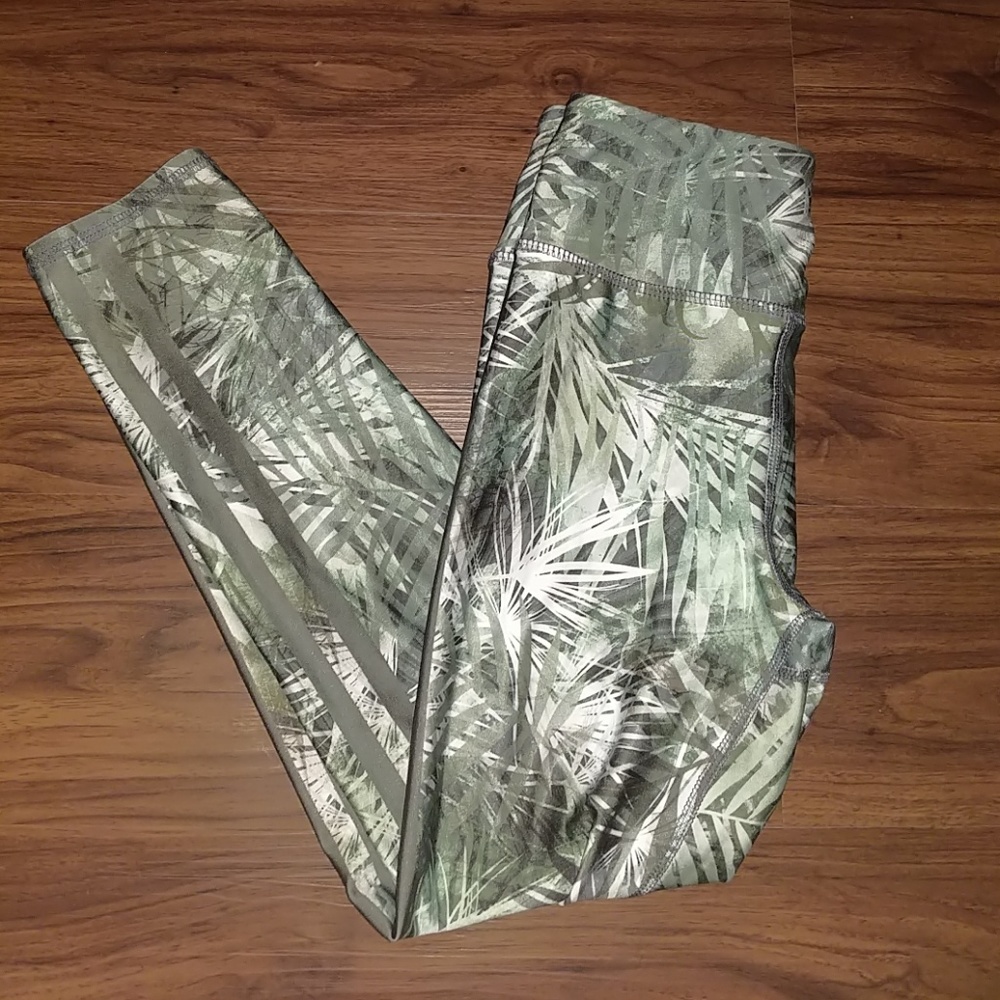 Mid-Calf Leggings